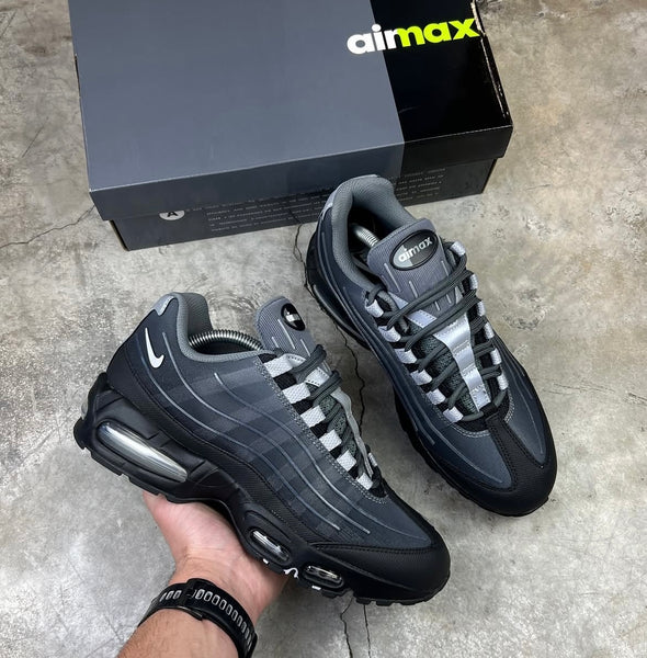 NIKE AIR MAX 95 UTILITY BLACK GREY – Live-kickz