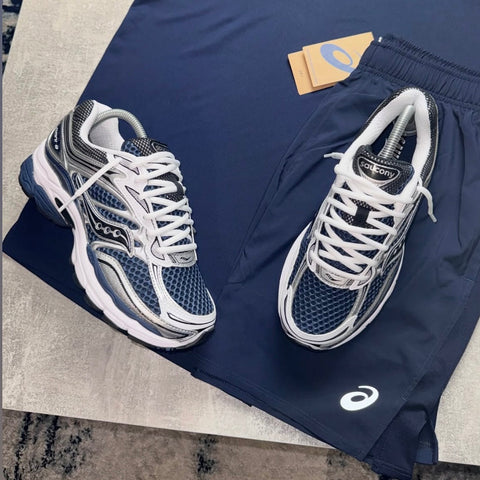 SAUCONY HYBRID TRAINERS WHITE NAVY SILVER