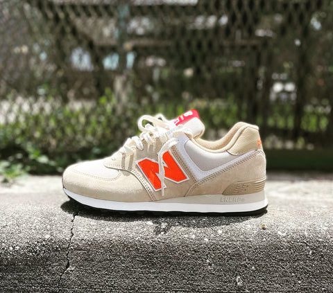 NEW BALANCE CLASSIC NUDE WHITE ORANGE