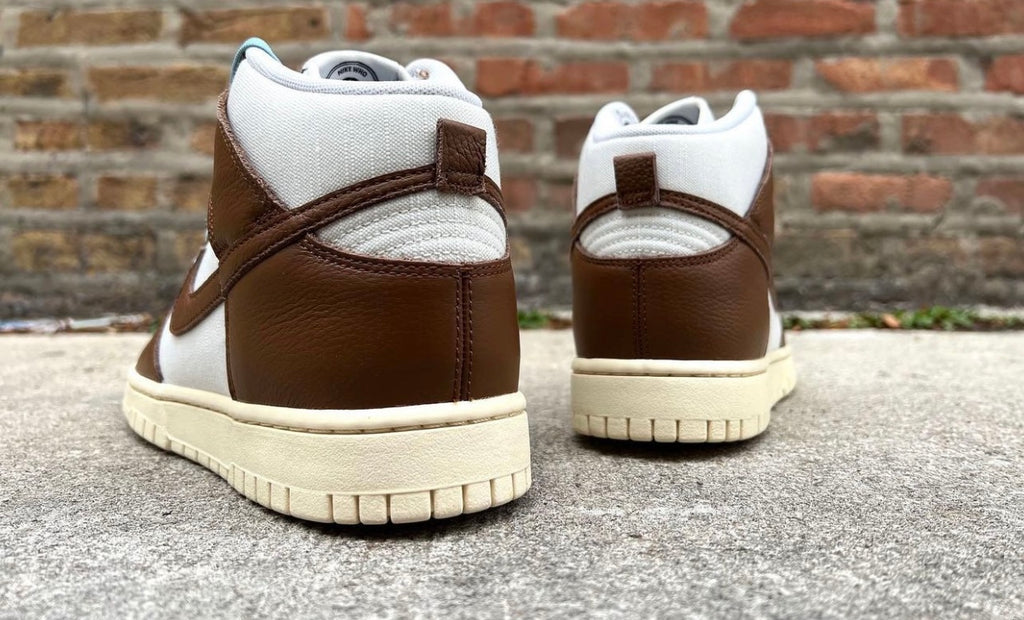 NIKE DUNK HIGH VINTAGE BROWN