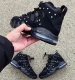 NIKE AIR MAX BARKLEY BLACKOUT