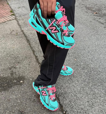 NEW BALANCE TRAINERS TEAL PINK BLACK