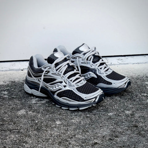SAUCONY HYBRID TRAINERS BLACK GREY