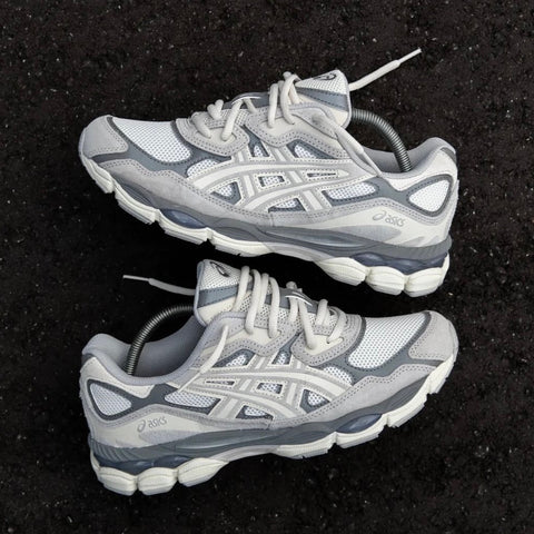 ASICS GEL TRAINERS WHITE SMOKE GREY