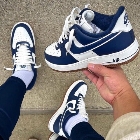 NIKE AIR FORCE 1 WHITE NAVY GUM BOTTOM