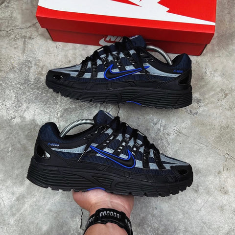 NIKE P TRAINERS BLACK ROYAL WOMENS