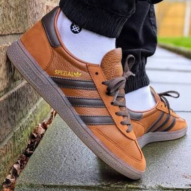 ADIDAS CLASSIC COFFEE BROWN