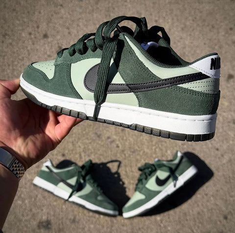 NIKE DUNK LOW GREEN BLACK