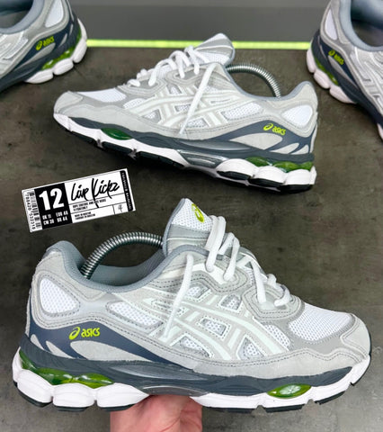 ASICS TRAINERS WHITE GREY VOLT