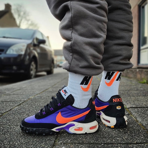 NIKE AIR MAX BUBBLE PURPLE ORANGE BLACK