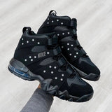 NIKE AIR MAX BARKLEY BLACKOUT