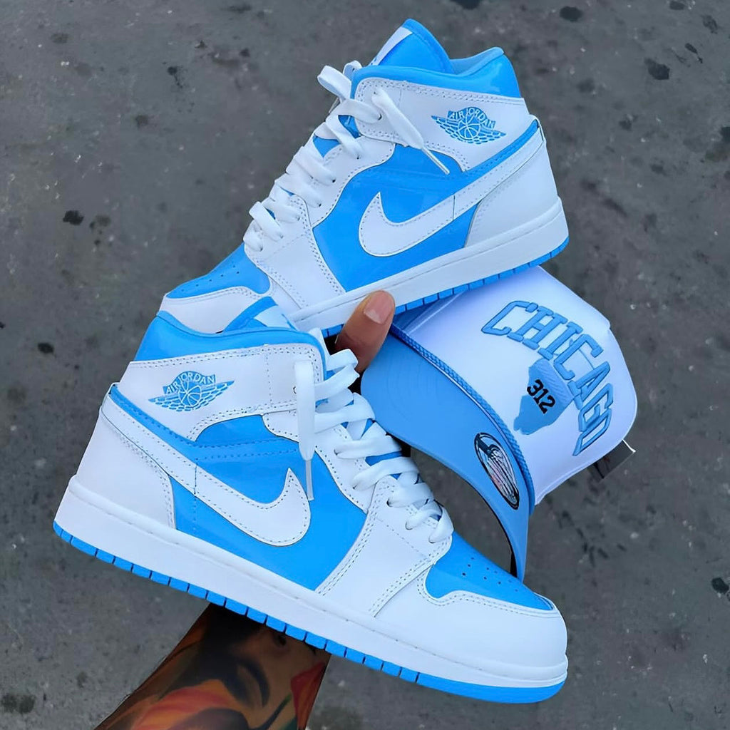 AIR JORDAN 1 WHITE UNIVERSITY BLUE