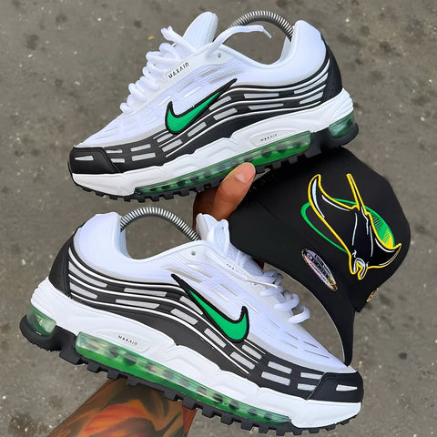 NIKE AIR MAX WHITE BLACK GREEN
