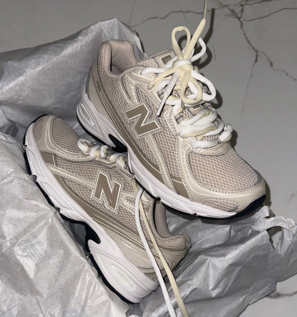 NEW BALANCE TRAINERS OFF WHITE