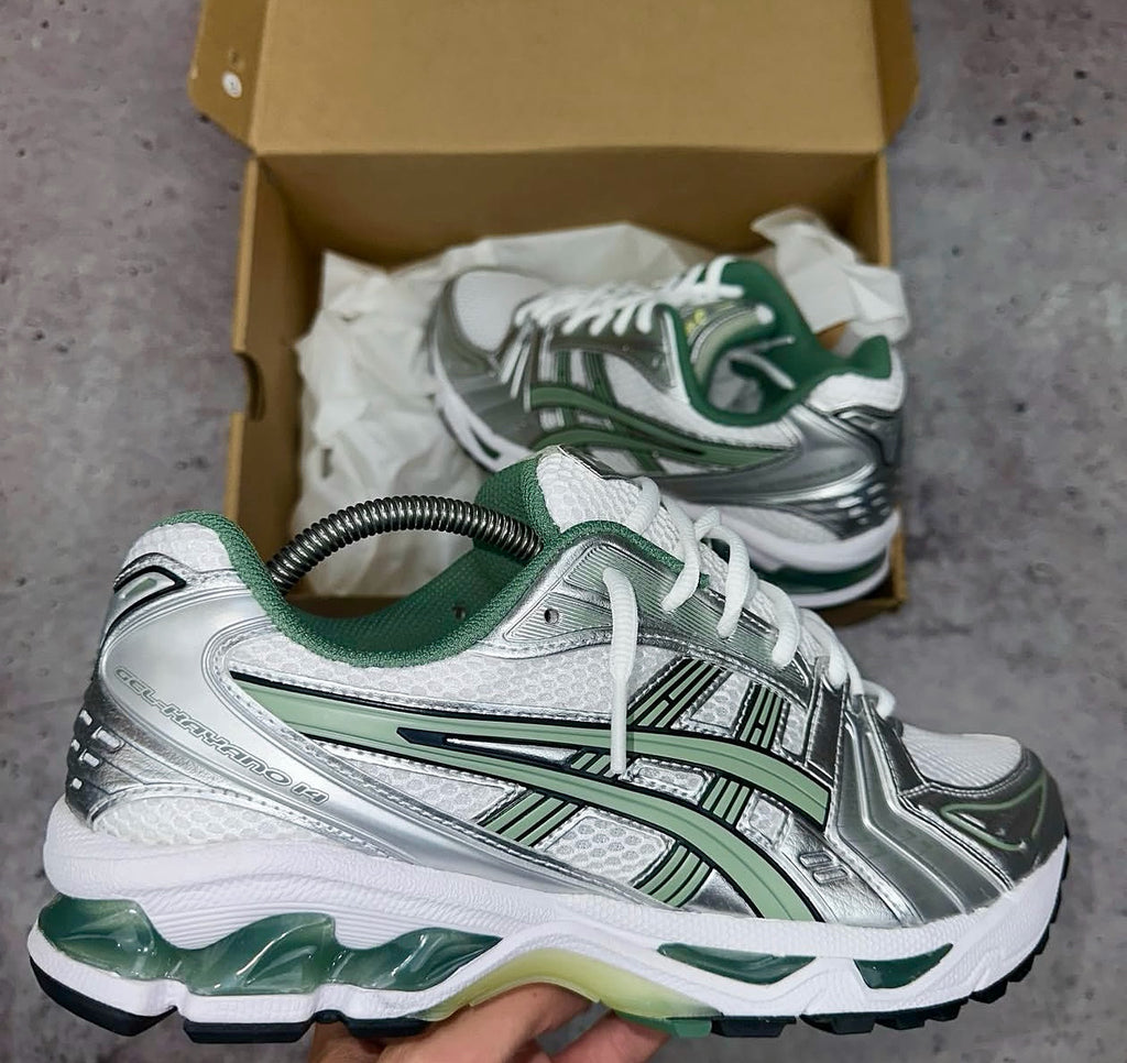 ASICS GEL TRAINERS SILVER OLIVE