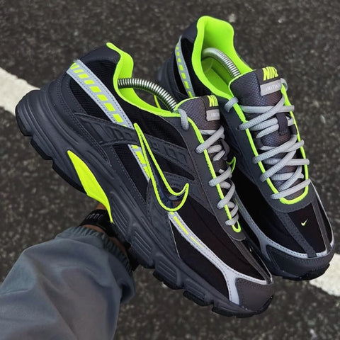 NIKE INTRIGUE RUN DARK GREY VOLT BLACK