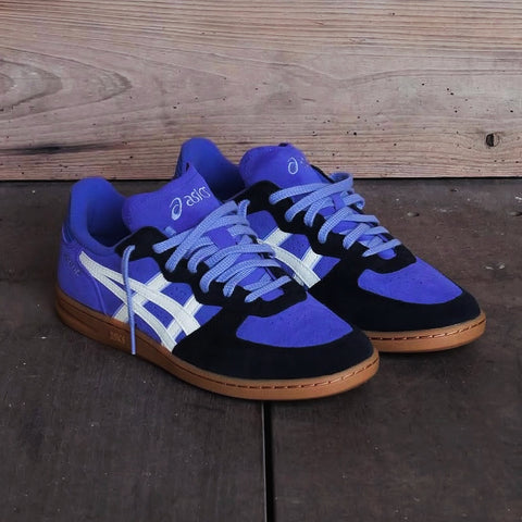 ASICS CLASSIC RUNNERS BLACK PURPLE GUM BOTTOM