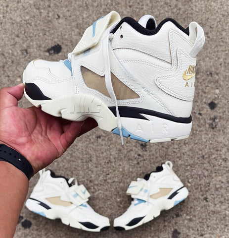 NIKE DEION SANDERS NUDE BLACK UNIVERSITY BLUE