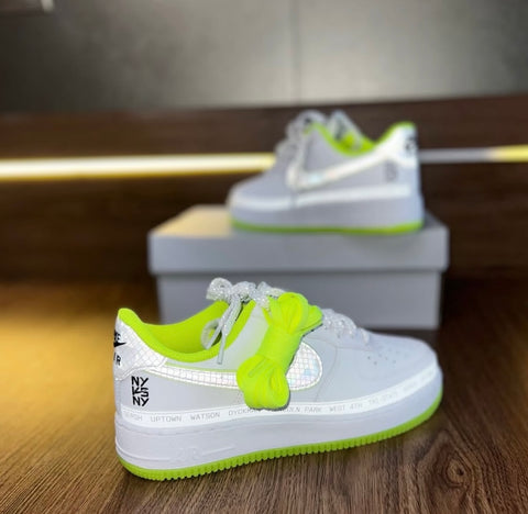 NIKE AIR FORCE 1 WHITE VOLT