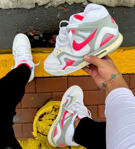 NIKE AIR TRAINERS WHITE GREY PINK