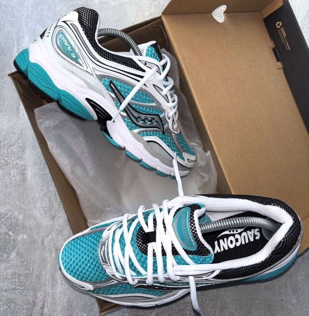 SAUCONY HYBRID TRAINERS WHITE AQUA SILVER