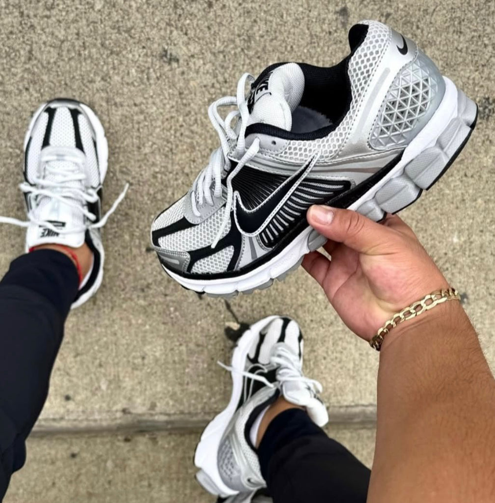 NIKE V MAX WHITE GREY BLACK