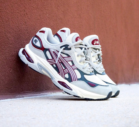 ASICS GEL TRAINERS WHITE MAROON TEAL