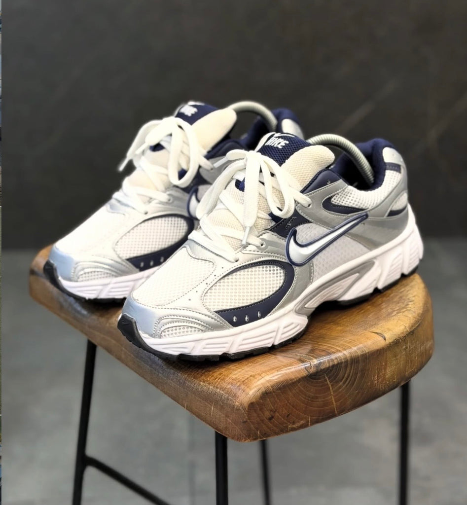 NIKE PRESTO WHITE BLACK SILVER