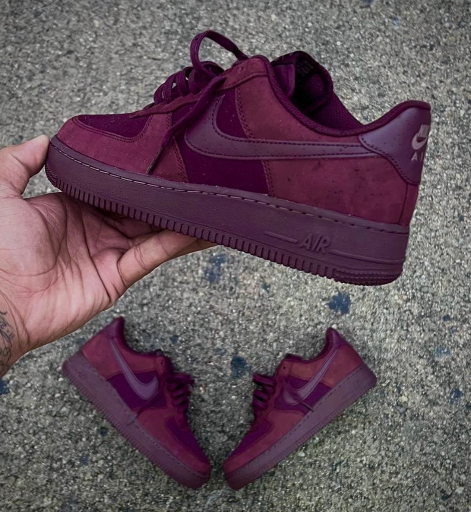 NIKE AIR FORCE 1 TRIPLE MAROON