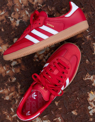 ADIDAS CLASSIC LOW RED WHITE GUM BOTTOM