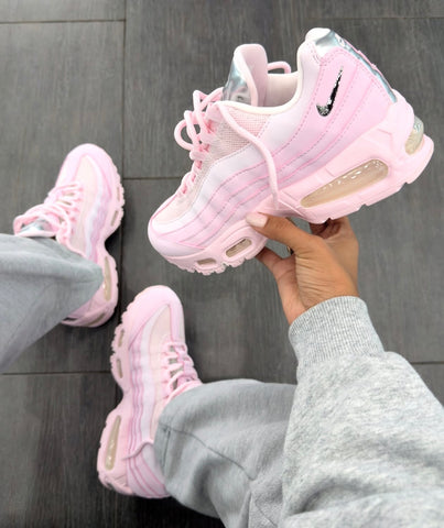 NIKE AIR MAX 95 PINK CHROME WOMENS