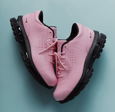 NIKE AIR MAX BOOTS CROC PINK BLACK