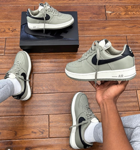 NIKE AIR FORCE 1 OLIVE BLACK