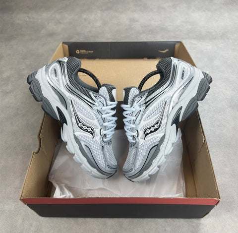 SAUCONY HYBRID TRAINERS WHITE GREY