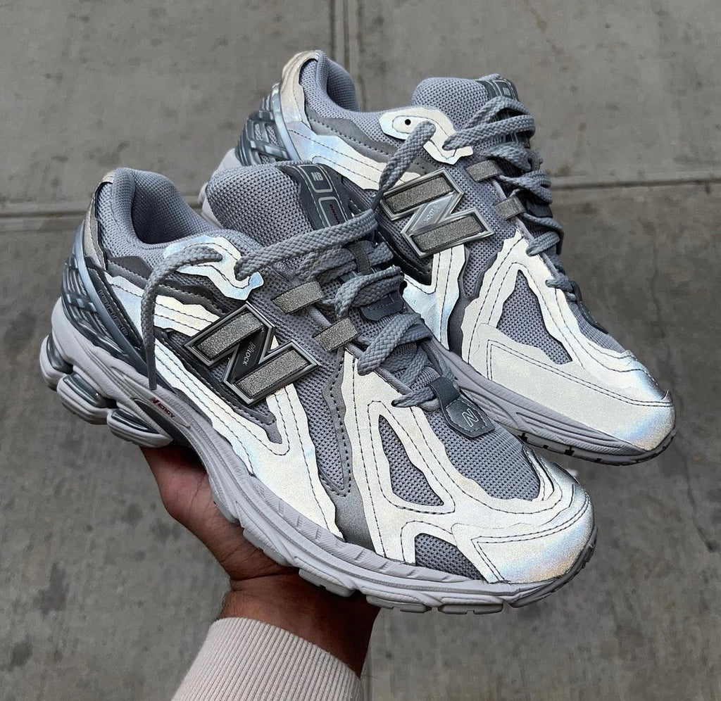 NEW BALANCE 1960 TRAINERS HOLOGRAM GREY