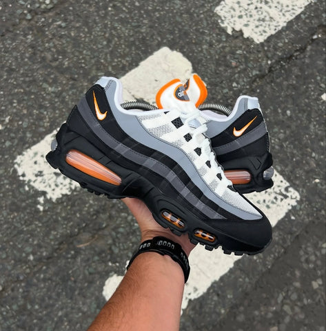 NIKE AIR MAX 95 BLACK WHITE ORANGE