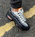 NIKE AIR MAX 95 BLACK WHITE ORANGE
