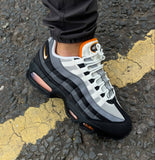 NIKE AIR MAX 95 BLACK WHITE ORANGE