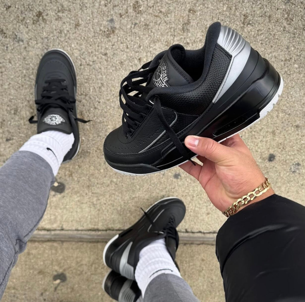 AIR JORDAN 2 LOW BLACK SILVER
