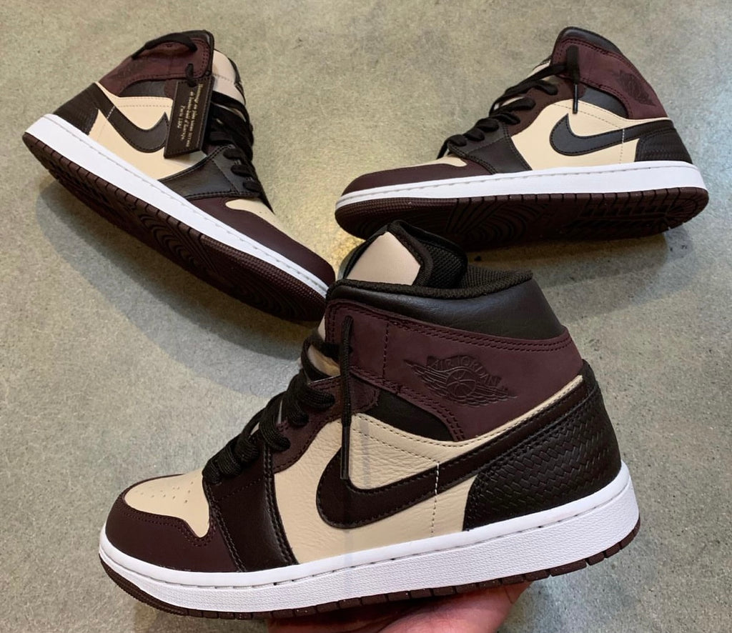AIR JORDAN 1 NUDE BROWN