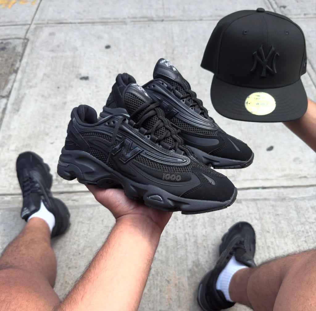 NEW BALANCE 1000 TRAINERS BLACKOUT