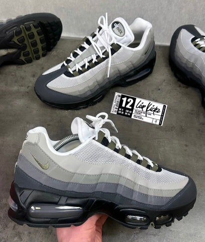 NIKE AIR MAX 95 OLIVE