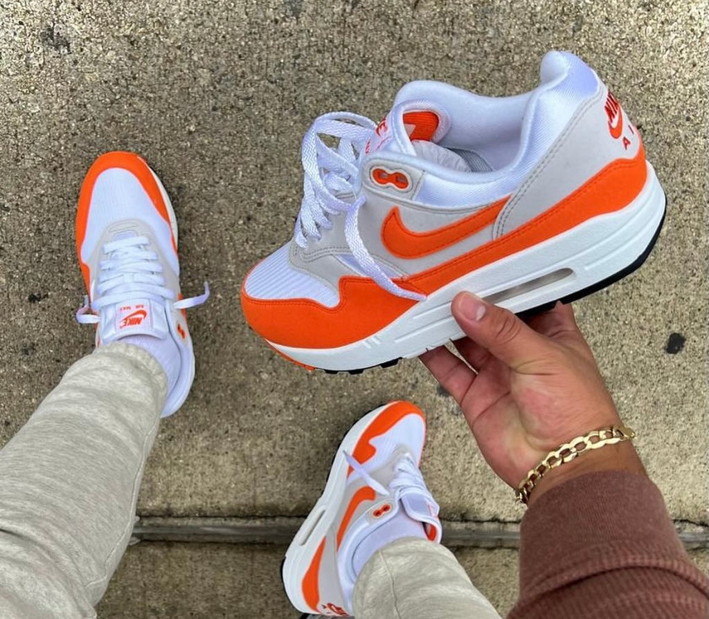 Nike air max 1 womens orange hotsell