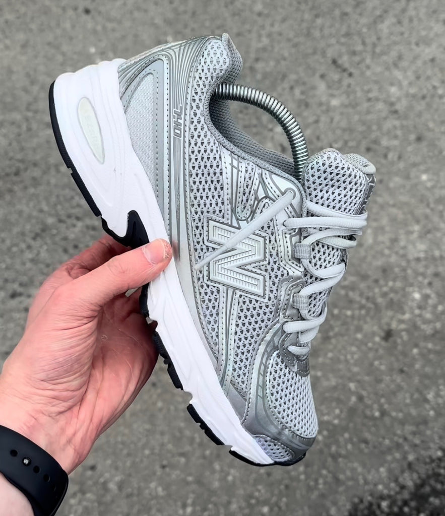 NEW BALANCE TRAINERS GREY