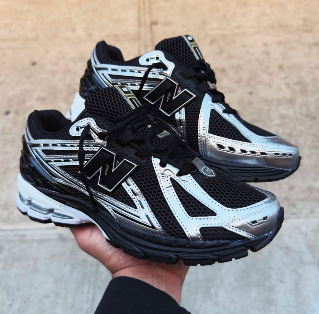 NEW BALANCE X TRAINERS BLACK CHROME
