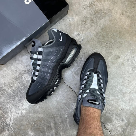 NIKE AIR MAX 95 UTILITY BLACK GREY