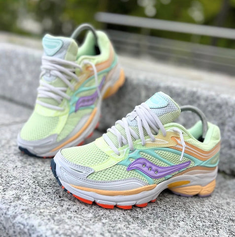 SAUCONY HYBRID TRAINERS PASTEL WOMENS