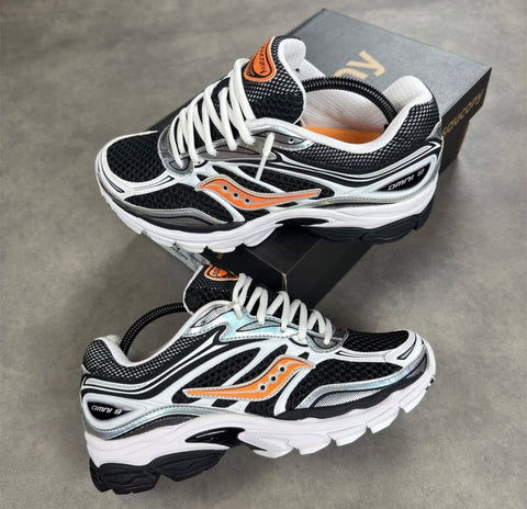 SUACONY HYBRID TRAINERS WHITE BLACK SILVER ORANGE