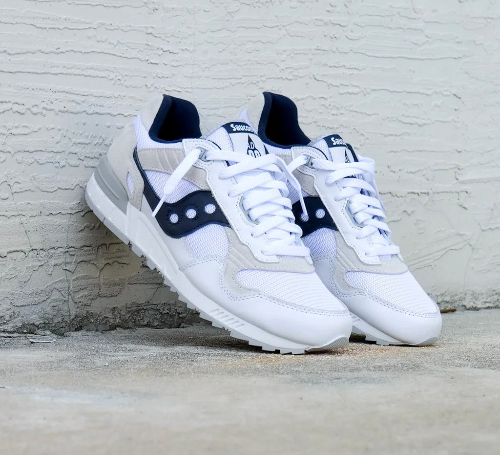 SAUCONY CLASSIC RUNNERS WHITE NAVY