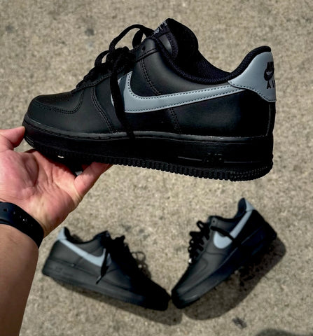NIKE AIR FORCE 1 BLACK SMOKE GREY